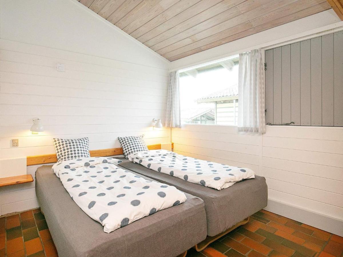6 Person Holiday Home On A Holiday Park In Ганстхольм Екстер'єр фото