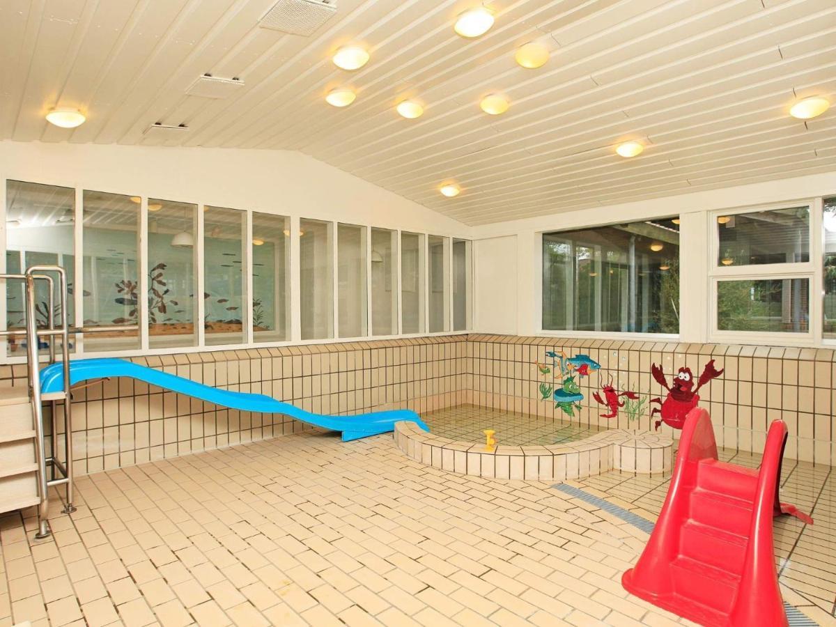 6 Person Holiday Home On A Holiday Park In Ганстхольм Екстер'єр фото