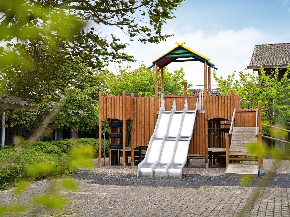 6 Person Holiday Home On A Holiday Park In Ганстхольм Екстер'єр фото